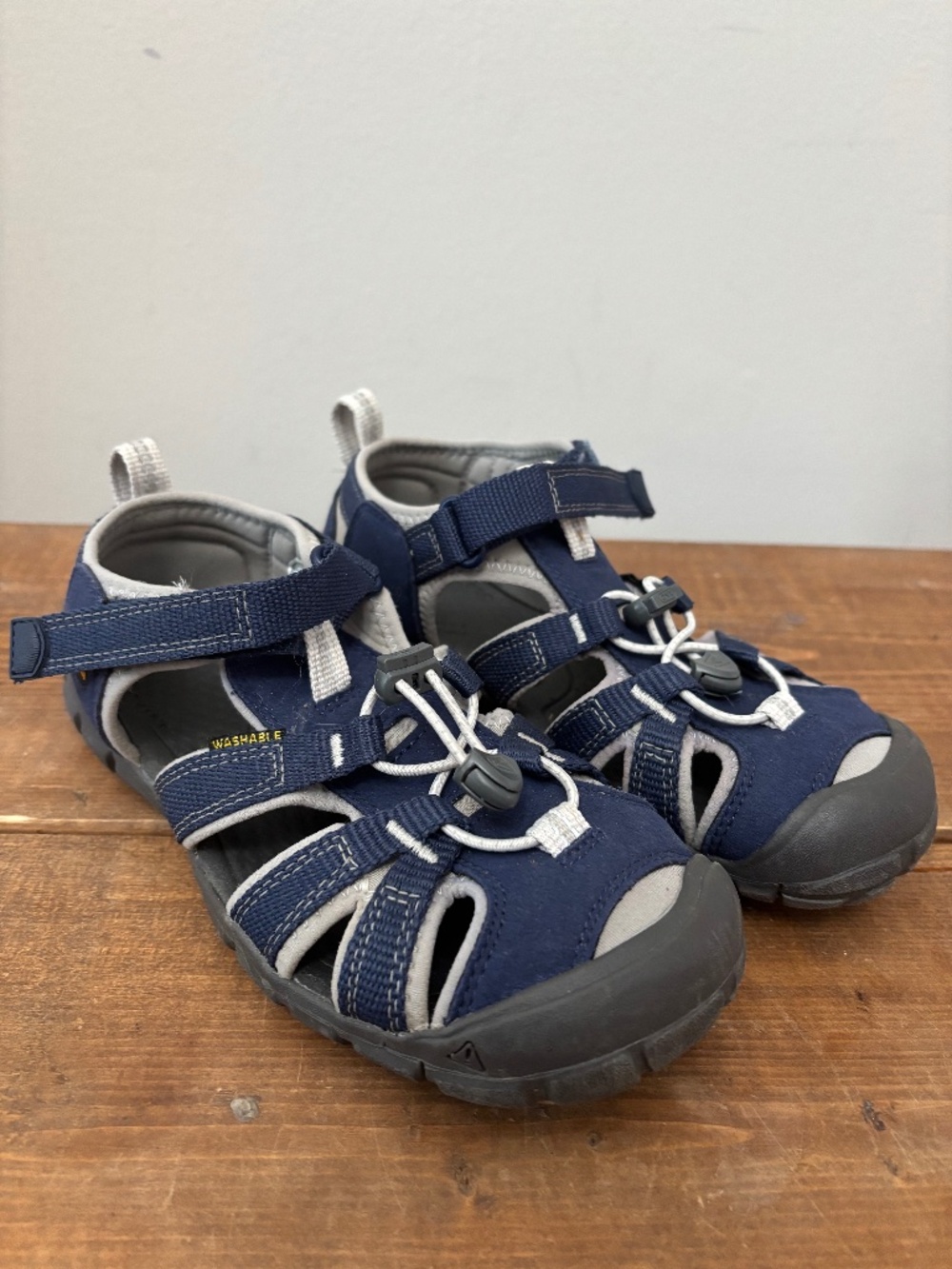 Kids Keen Sea Camp Sandals Navy Boys Size 2